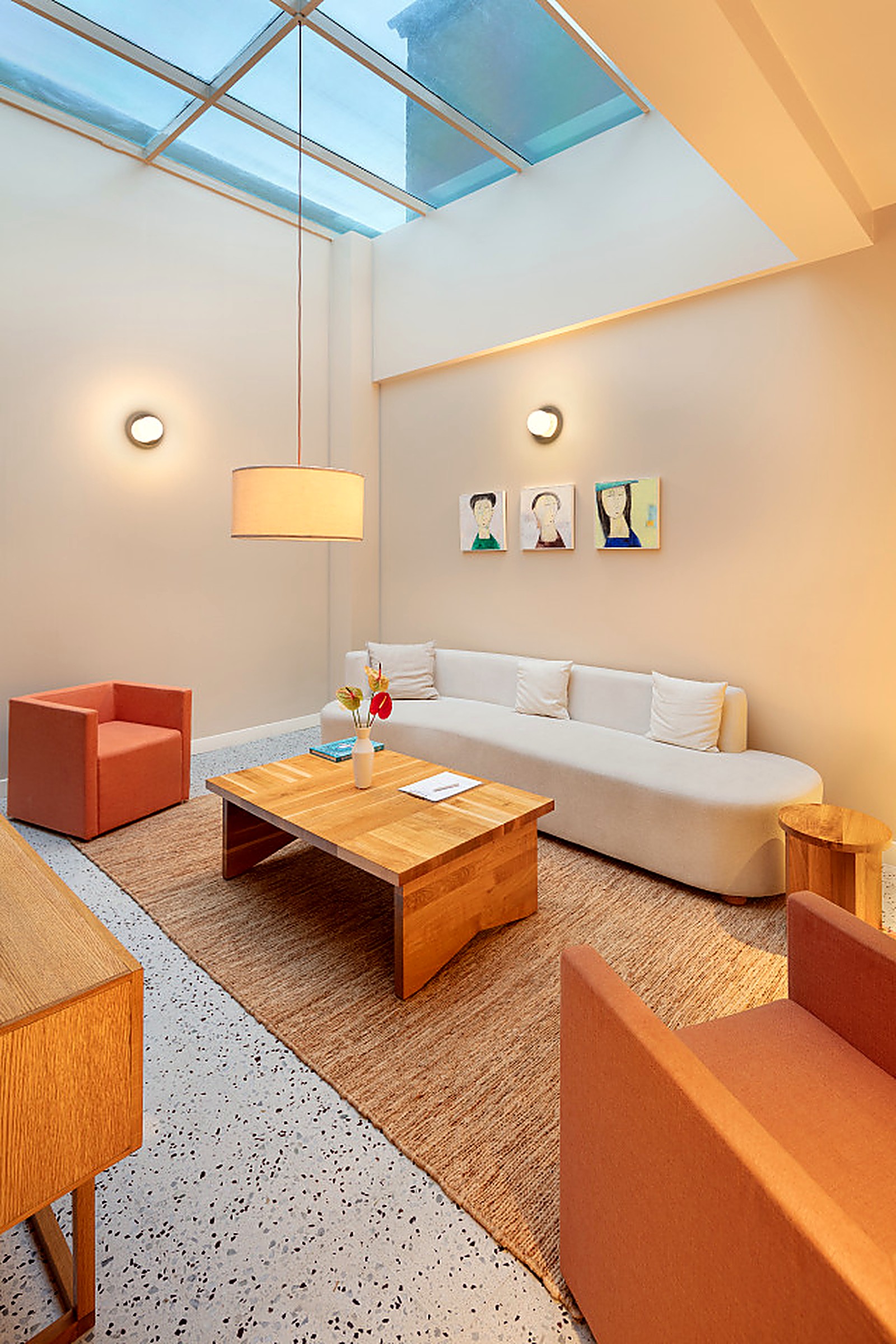 Dr. Tapasya Kapoor Clinic Treatment Room